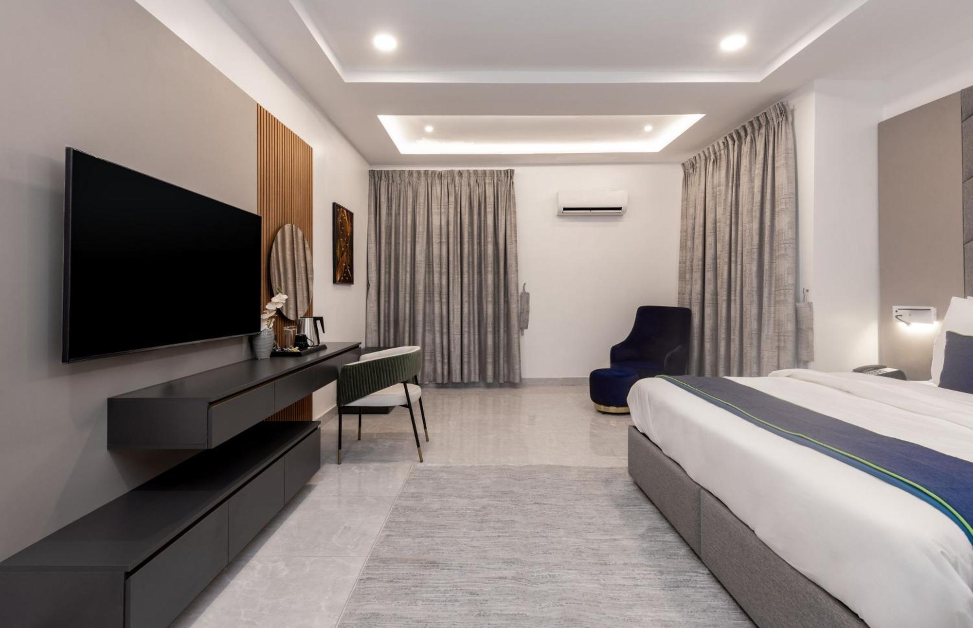 Stp Apartments Abuja Buitenkant foto