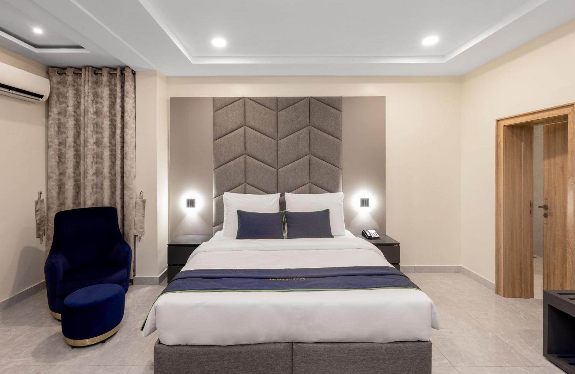 Stp Apartments Abuja Buitenkant foto